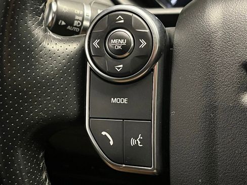 Used 2016 Land Rover Range Rover Sport HSE image 24