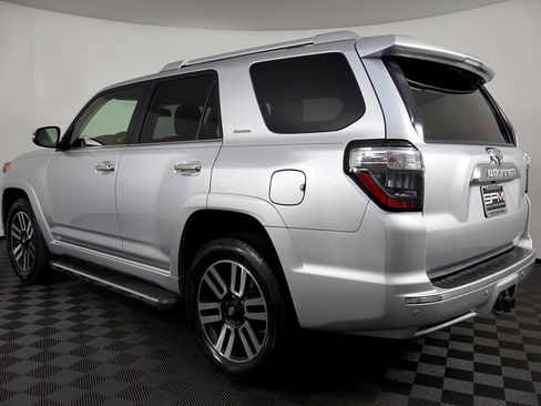 Used 2015 Toyota 4Runner Limited AWD/4WD image 12
