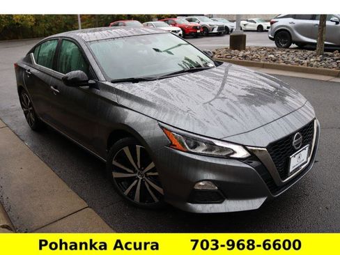 Used 2022 Nissan Altima 2.5 SR image 1