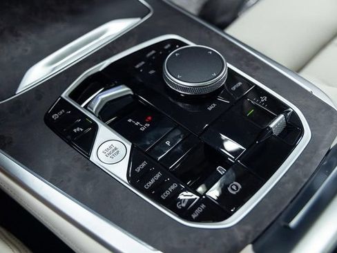 New 2027 BMW X7 xDrive40i AWD/4WD image 21