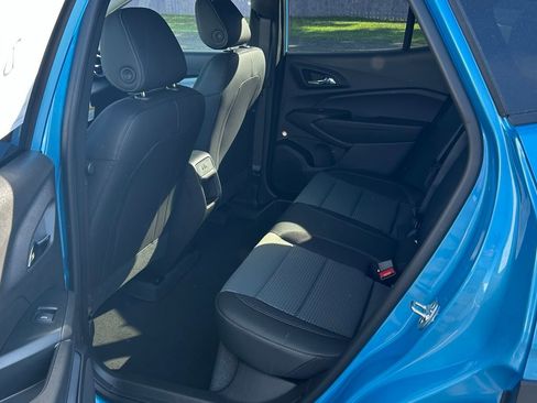 New 2025 Chevrolet Trax LT image 18
