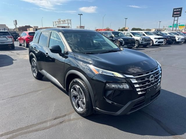 Used 2025 Nissan Rogue SV FWD image 1