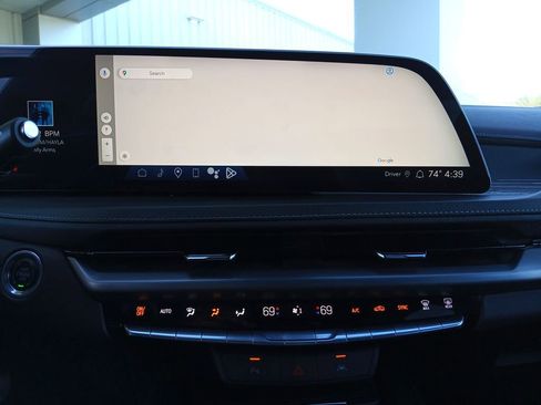 Certified 2024 Cadillac XT4 Premium Luxury AWD/4WD image 14