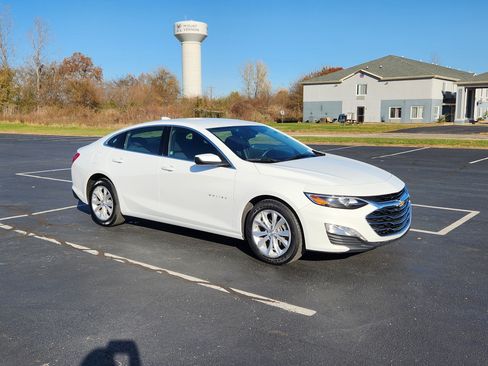 Used 2023 Chevrolet Malibu LT image 9