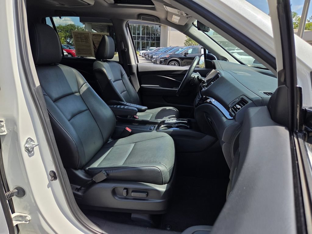 Used 2021 Honda Pilot Touring image 25