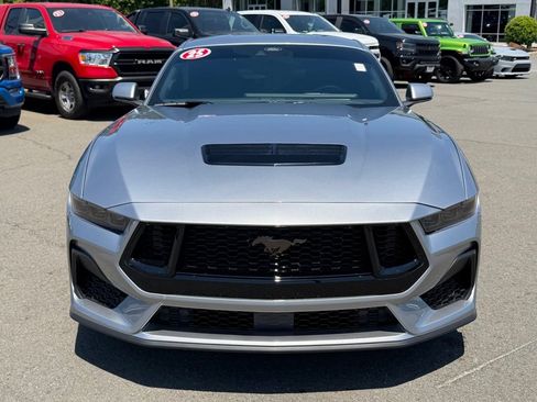 Used 2025 Ford Mustang GT Premium RWD image 9