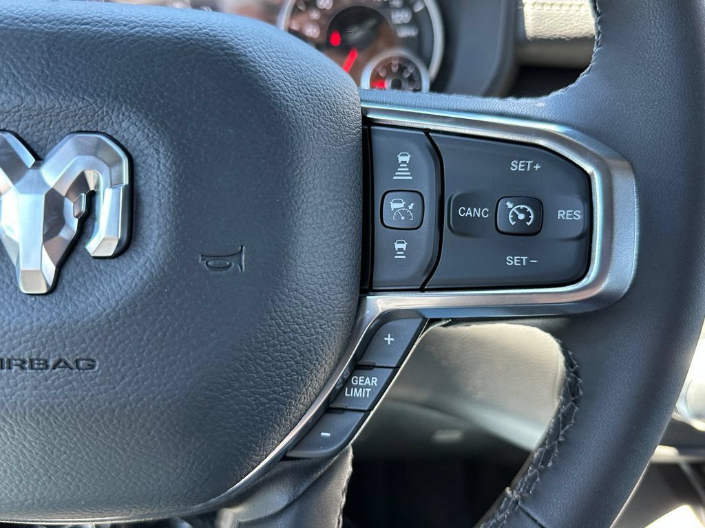 New 2026 RAM 1500 Laramie w/ Laramie Preferred Package AWD/4WD image 24