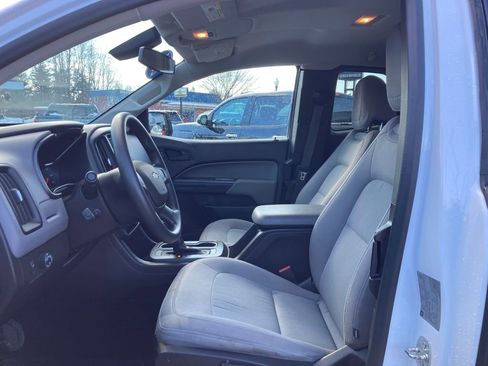 Used 2016 Chevrolet Colorado W/T image 9