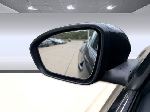 New 2025 Nissan Sentra SR image 30