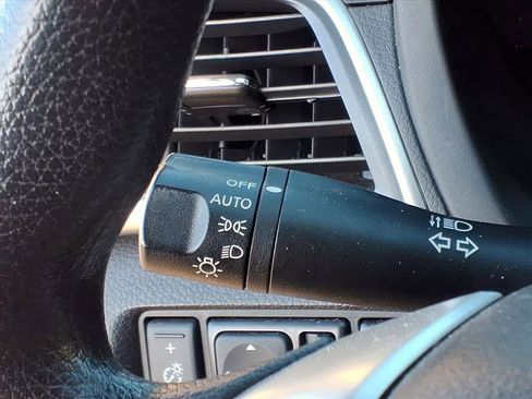 Used 2017 Nissan Sentra S image 21