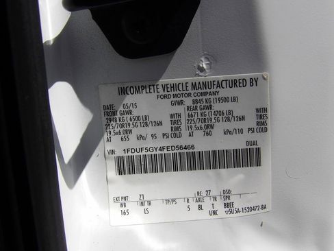 Used 2015 Ford F550 2WD Regular Cab Super Duty image 62