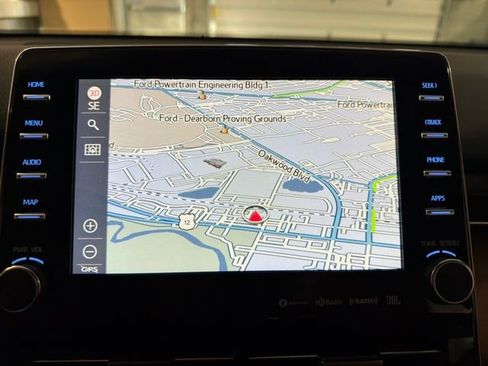 Used 2021 Toyota Avalon Limited image 20