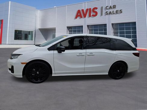 Used 2025 Honda Odyssey Sport-L image 2