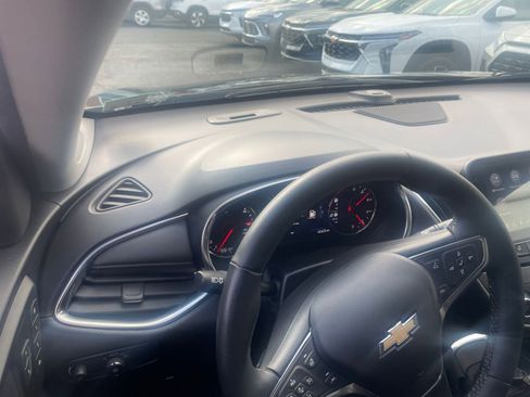Used 2024 Chevrolet Malibu LT image 34
