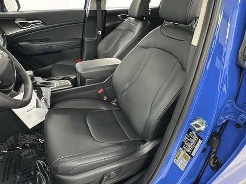 New 2026 Kia Sportage EX image 10
