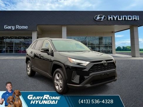 Used 2025 Toyota RAV4 XLE w/ Convenience Package AWD/4WD image 2