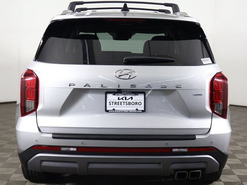 Used 2023 Hyundai Palisade SEL w/ Premium Package AWD/4WD image 16