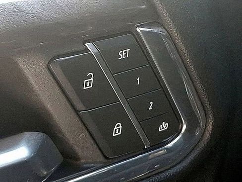 Certified 2024 Chevrolet Silverado 2500 LTZ image 30