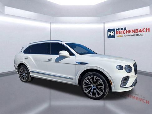Used 2023 Bentley Bentayga Extended Wheelbase AWD/4WD image 2