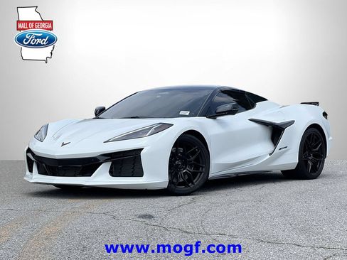 Used 2025 Chevrolet Corvette Z06 RWD image 1