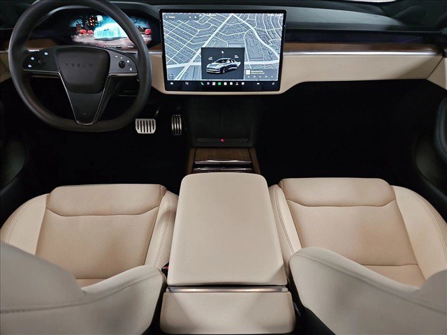 Used 2022 Tesla Model S AWD/4WD image 19