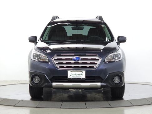 Used 2017 Subaru Outback 2.5i Limited AWD/4WD image 2