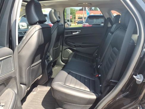Certified 2024 Ford Edge SEL w/ Convenience Package AWD/4WD image 10