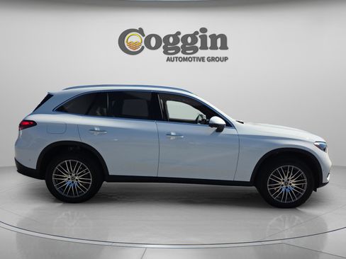 New 2026 Mercedes-Benz GLC 300 image 6