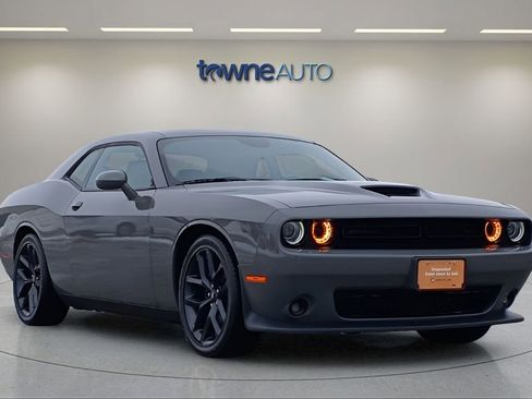 Used 2019 Dodge Challenger GT w/ Blacktop Package image 7