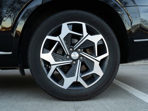 Used 2021 Hyundai Palisade Calligraphy image 15