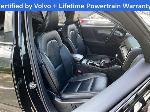 Certified 2026 Volvo XC40 B5 Plus AWD/4WD image 10