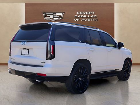 Certified 2023 Cadillac Escalade Sport w/ LPO, ONYX Package image 4