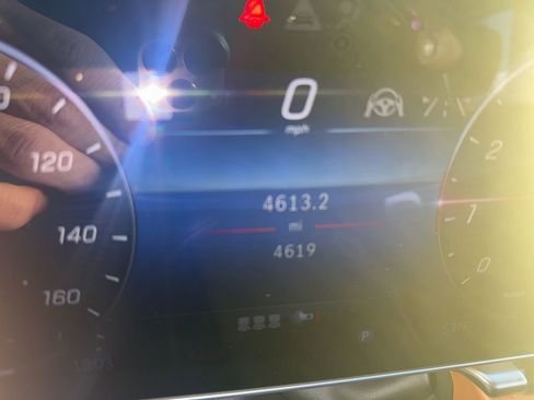 Used 2024 Mercedes-Benz S 580 4MATIC Sedan image 8