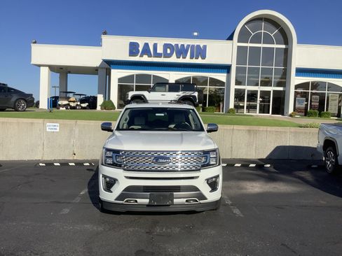 Used 2020 Ford Expedition Platinum AWD/4WD image 2