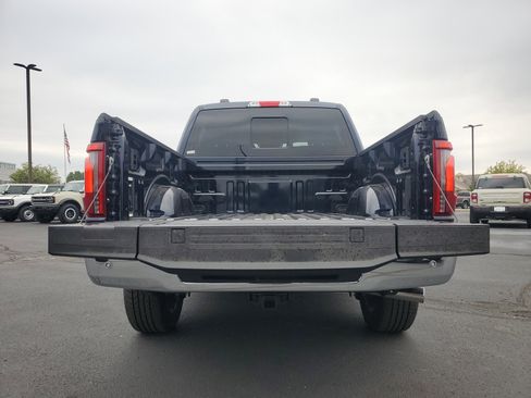 New 2025 Ford F150 Lariat w/ Equipment Group 502A High image 8