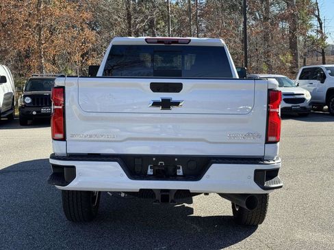New 2026 Chevrolet Silverado 2500 High Country w/ High Country Premium Package AWD/4WD image 22