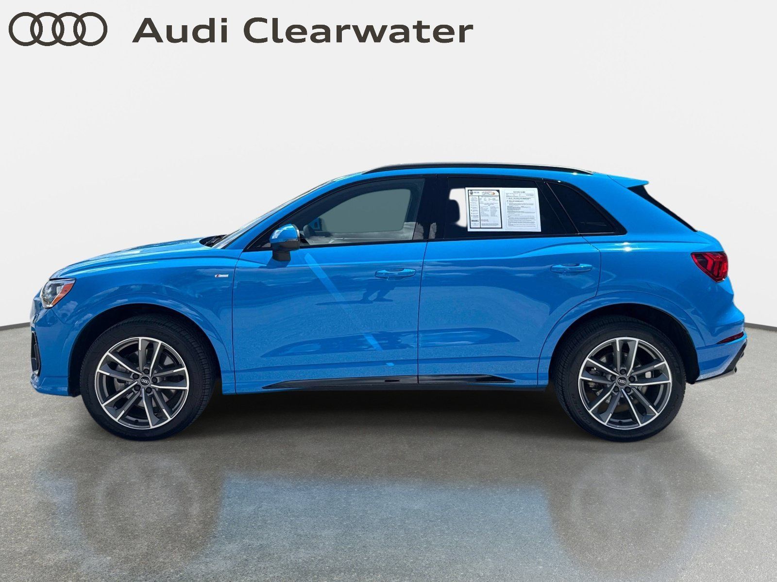 Used 2021 Audi Q3 2.0T Premium AWD/4WD image 2