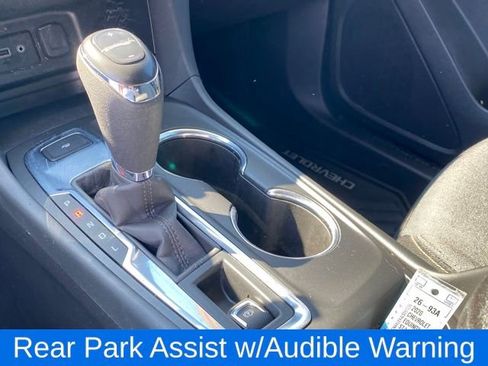 Used 2020 Chevrolet Equinox LT image 13