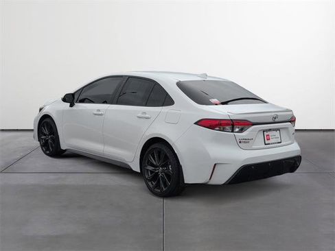 Certified 2025 Toyota Corolla SE image 26