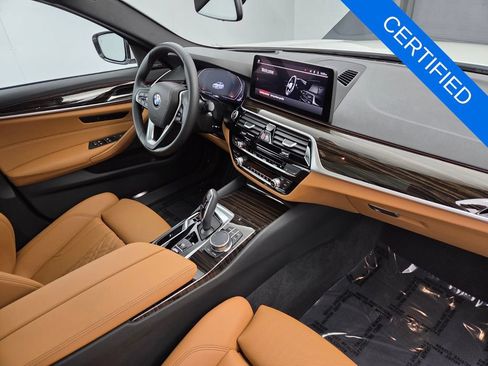 Certified 2023 BMW 540i w/ Premium Package RWD image 17
