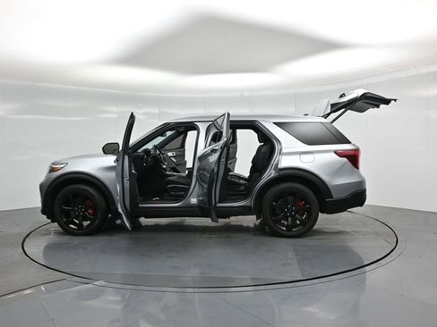 Certified 2022 Ford Explorer ST w/ Equipment Group 401A image 41