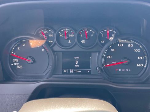 Used 2026 Chevrolet Silverado 1500 Custom w/ LPO, Dark Essentials Package AWD/4WD image 12