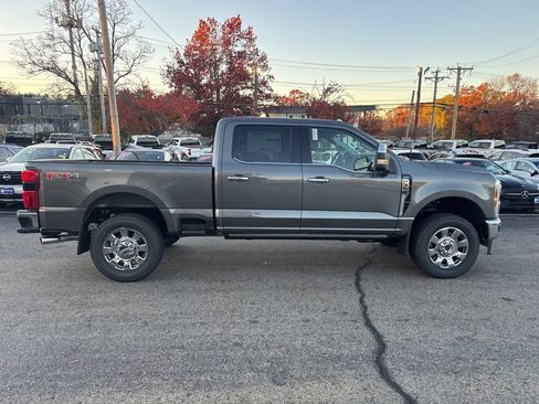 New 2026 Ford F350 Lariat w/ Lariat Ultimate Package image 4