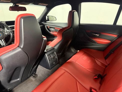 Used 2015 BMW M3 RWD image 23
