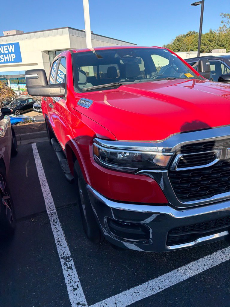 Used 2025 RAM 1500 Big Horn AWD/4WD image 3