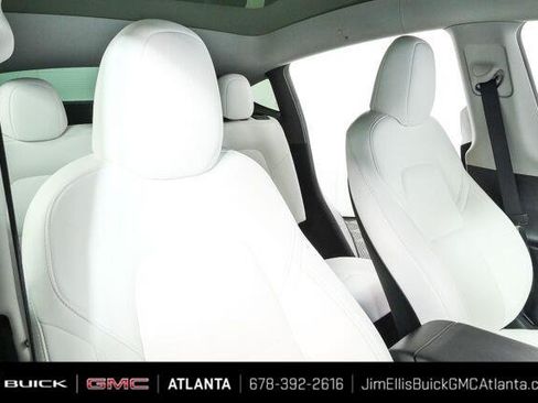 Used 2024 Tesla Model Y Performance AWD/4WD image 22