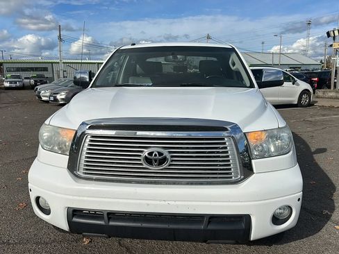 Used 2013 Toyota Tundra Limited w/ Memory Pkg AWD/4WD image 8