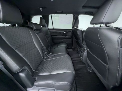 Used 2020 Honda Passport Touring image 17