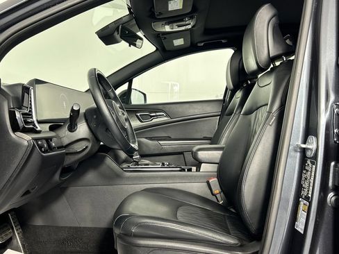 Used 2023 Kia Sportage X-Pro AWD/4WD image 31