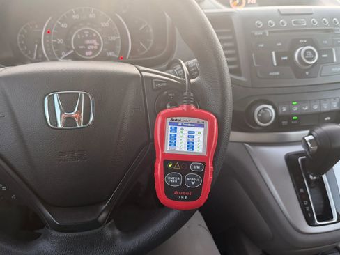 Used 2014 Honda CR-V LX image 41